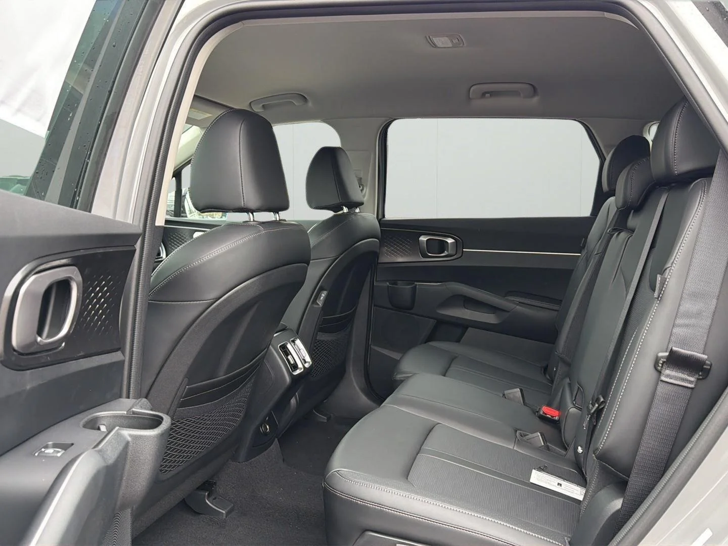 New 2026 Wolf Gray Kia EX image 9