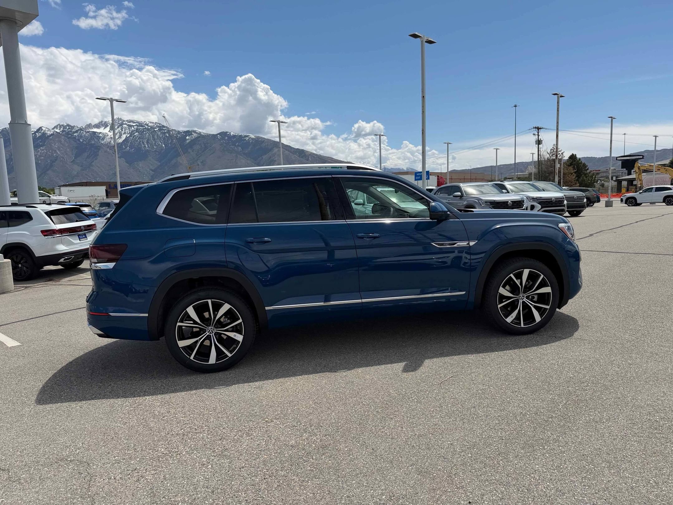 New 2026 Blue Volkswagen 2.0T SEL Premium R-Line image 9