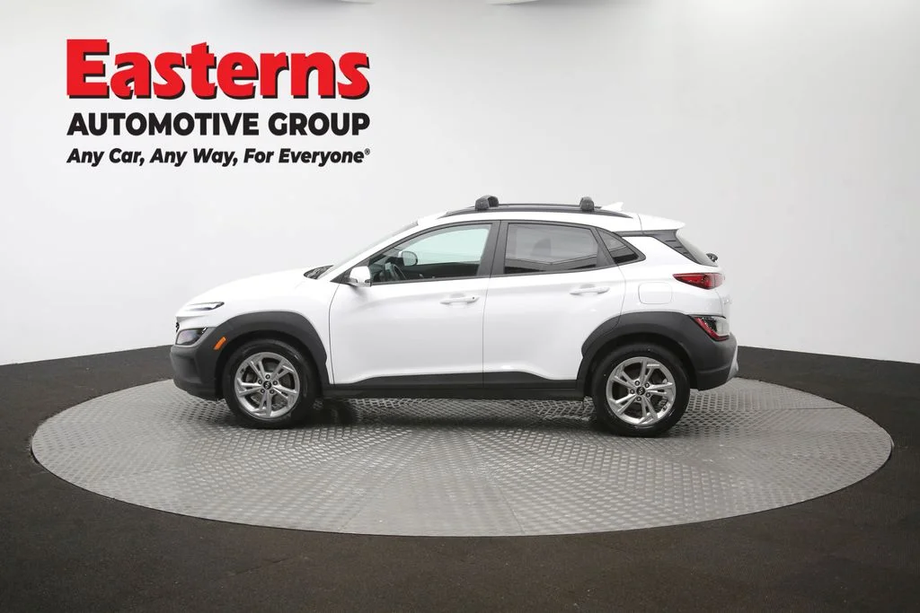 Used 2023 White Hyundai SEL image 63