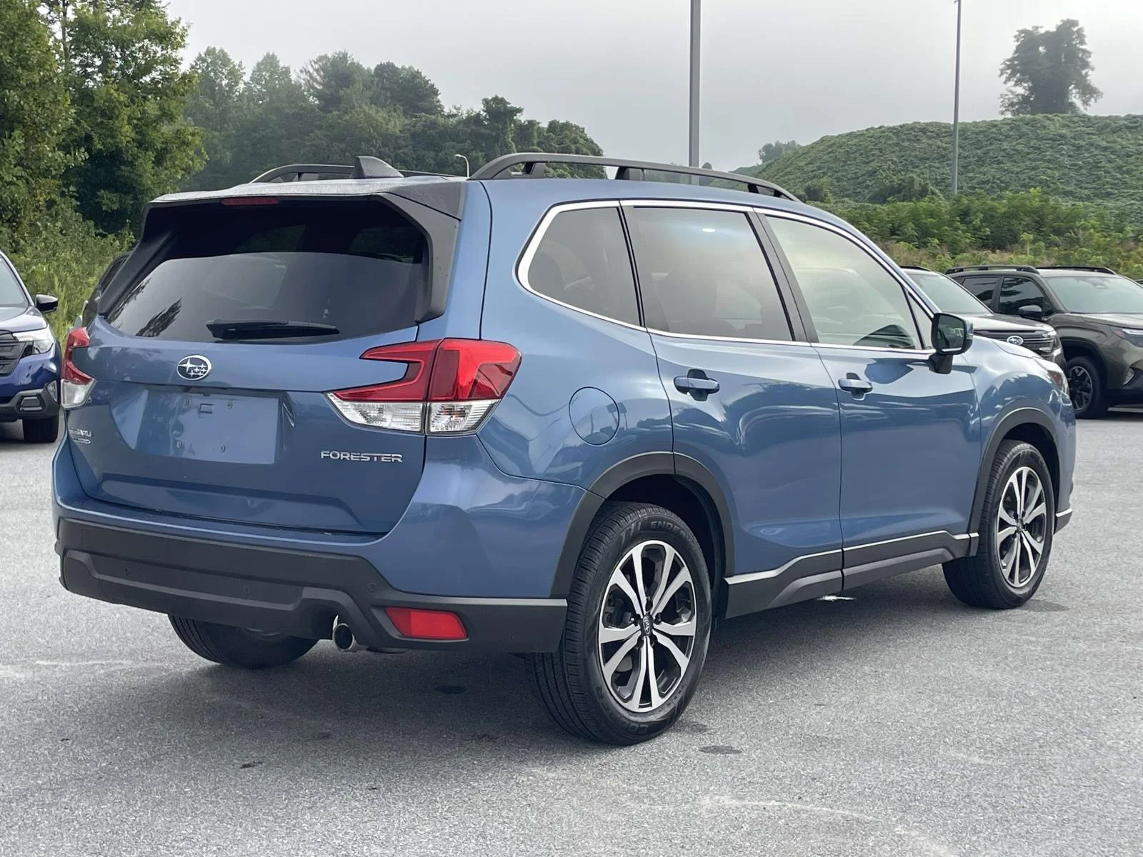 Used 2024 Horizon Blue Pearl Subaru Limited image 30