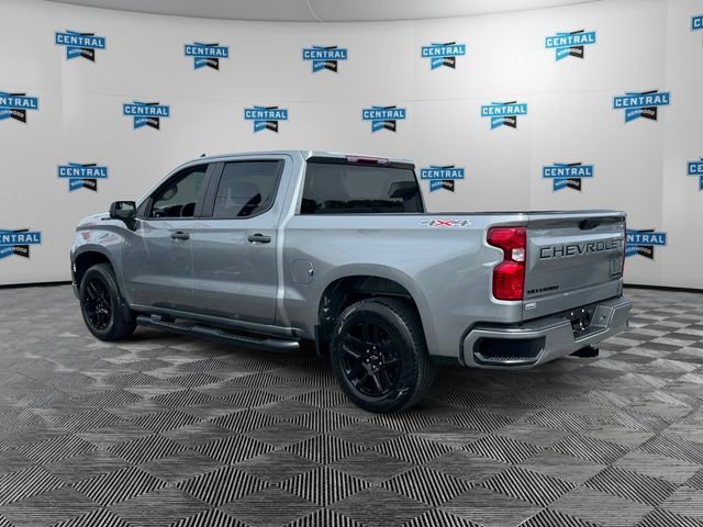 Used 2023 Gray Chevrolet Custom image 3