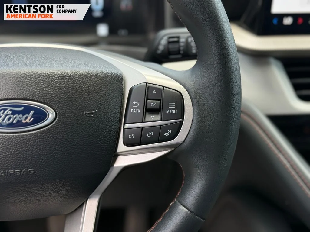 Used 2025 Gray Ford Active image 13