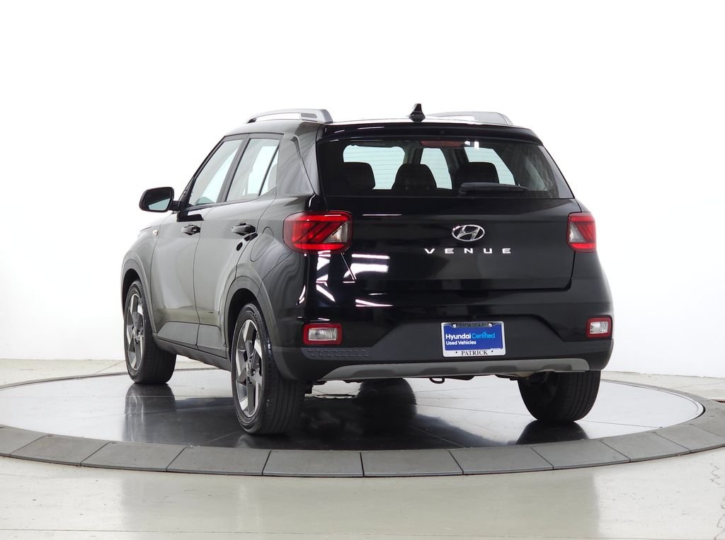 Certified Used 2022 Black Noir Pearl Hyundai SEL image 7