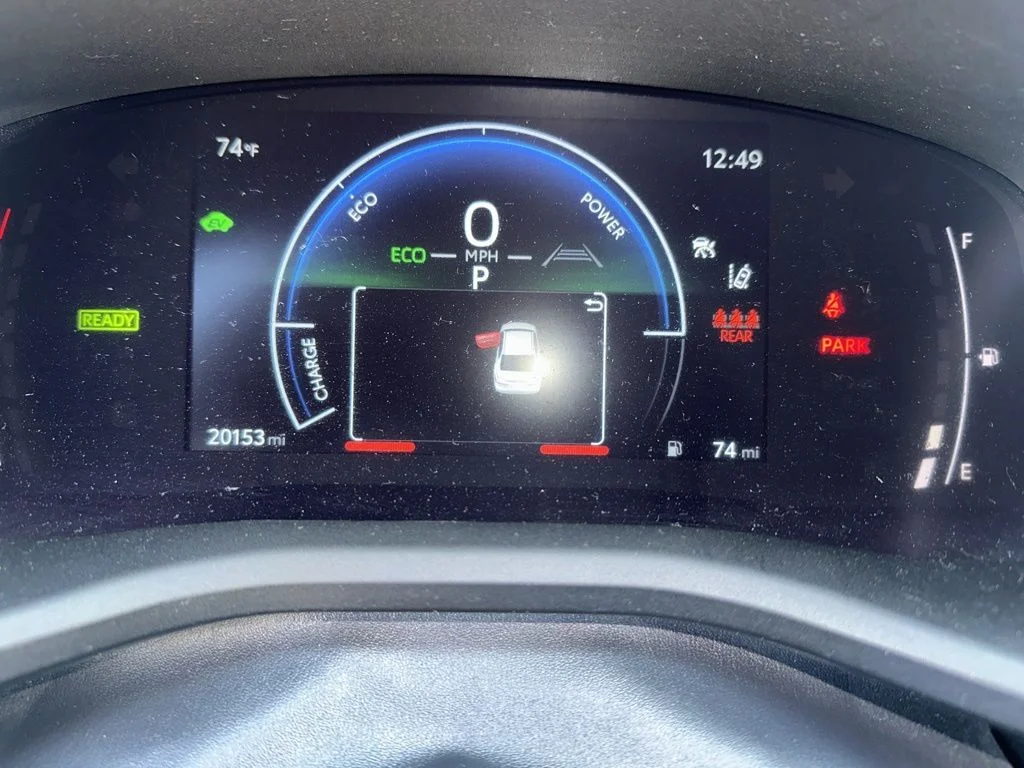 Used 2025 White Toyota LE image 8