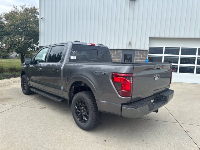 New 2026 Carbonized Gray Metallic Ford XLT image 39