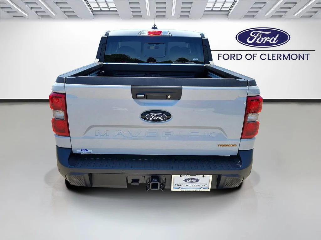 New 2026 Space White Metallic Ford Tremor® image 4