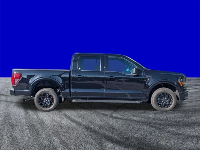 New 2026 Black Ford XLT image 3