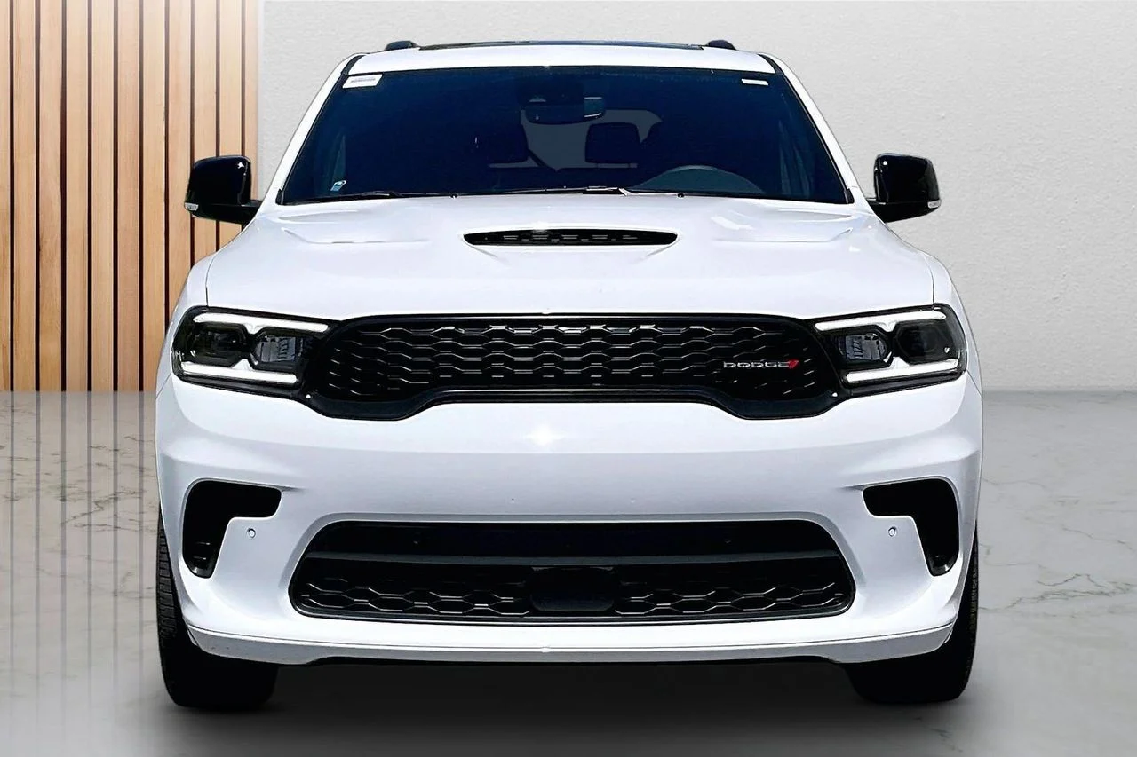 New 2026 White Knuckle Clear-Coat Exterior Paint Dodge  image 3