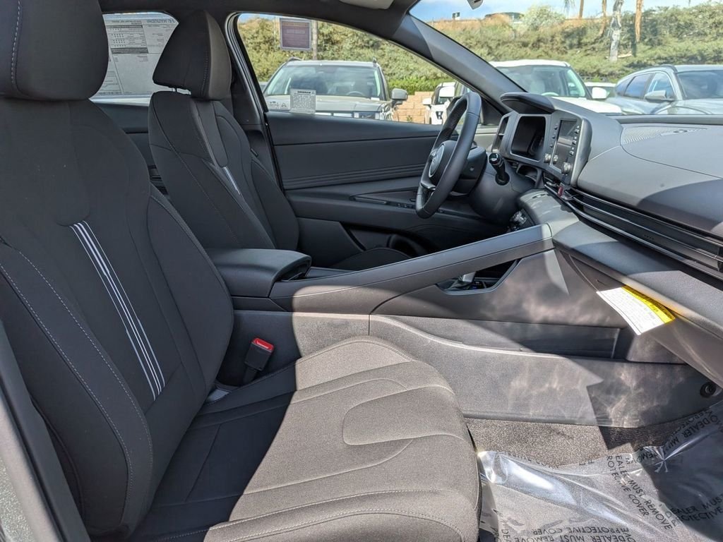 New 2026 Gray Hyundai SEL Sport image 28