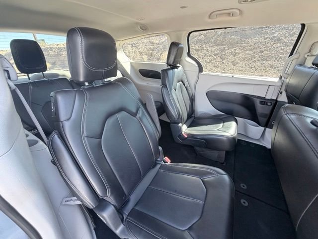 2023 Chrysler Pacifica Touring L - Photo 31