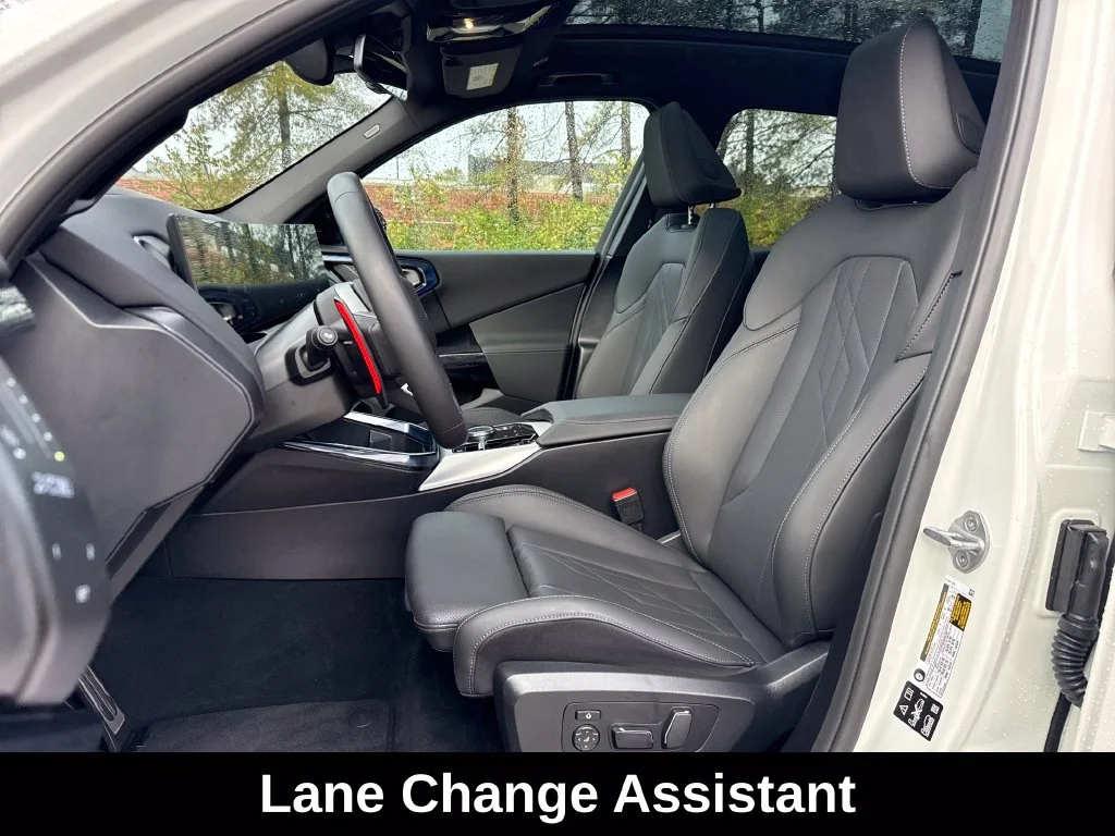 Used 2026 White BMW M50 xDrive image 12