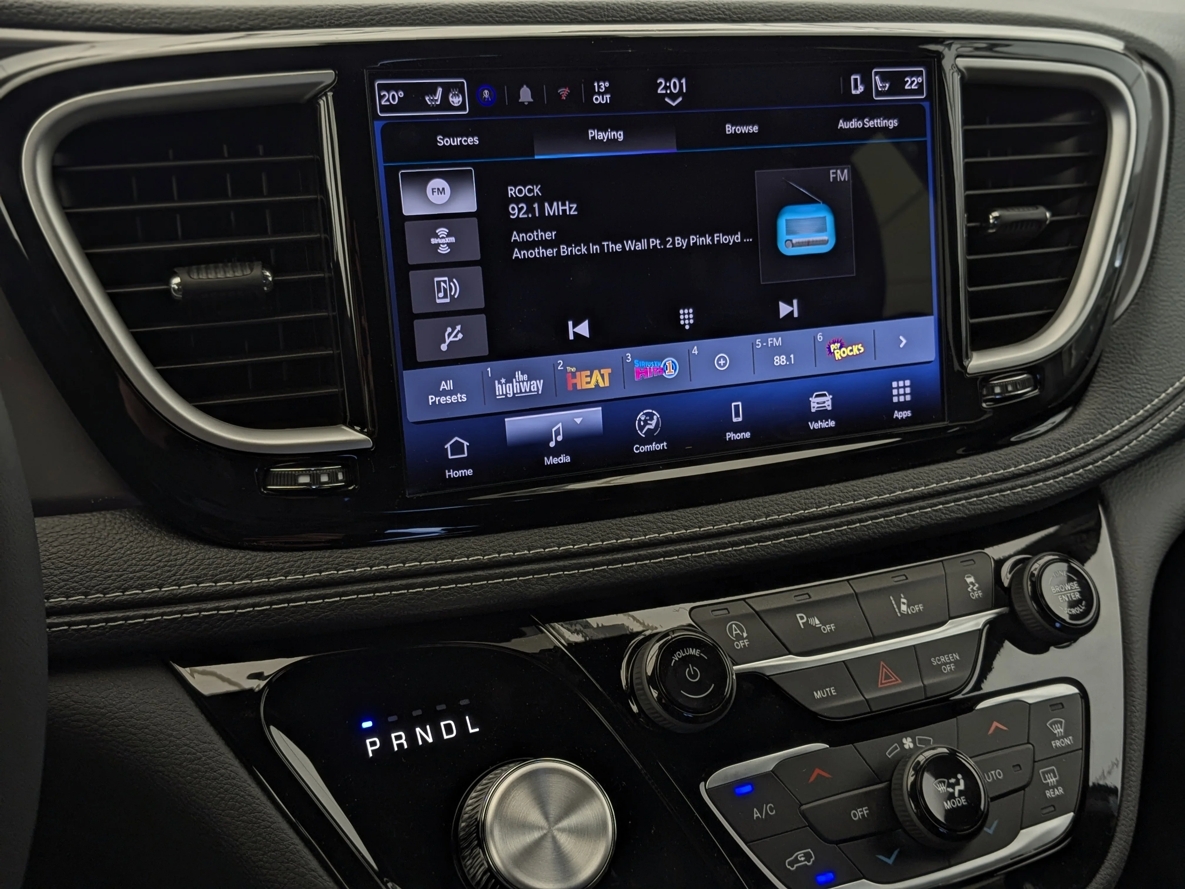 New 2026 Black Chrysler Select AWD - - 3.6L Pentastar VVT V6 - S Appearance Pkg w/ 20 Whls - Safety Sphere w/ 360 Camera & image 21
