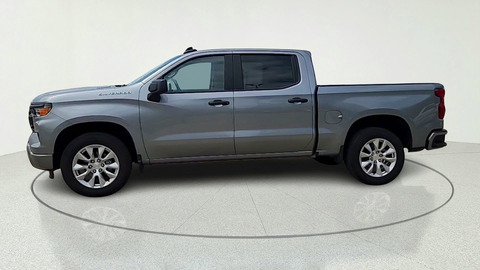 2026 Chevrolet Silverado 1500 Custom - Photo 4