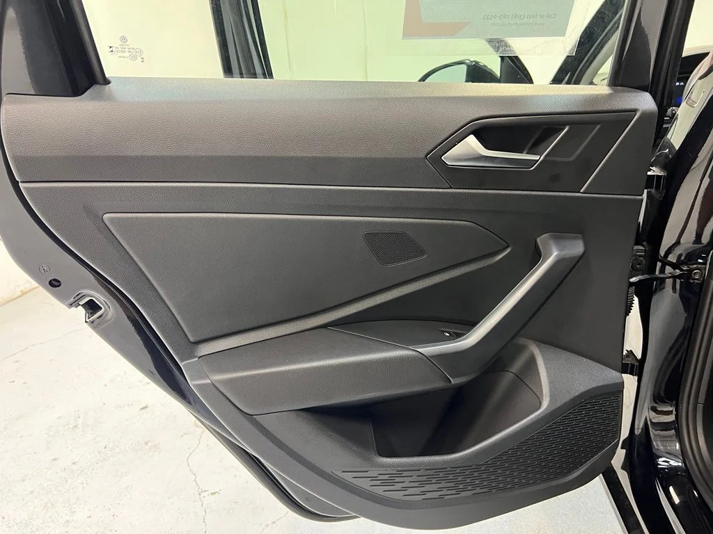 2024 Volkswagen Jetta SE - Photo 28