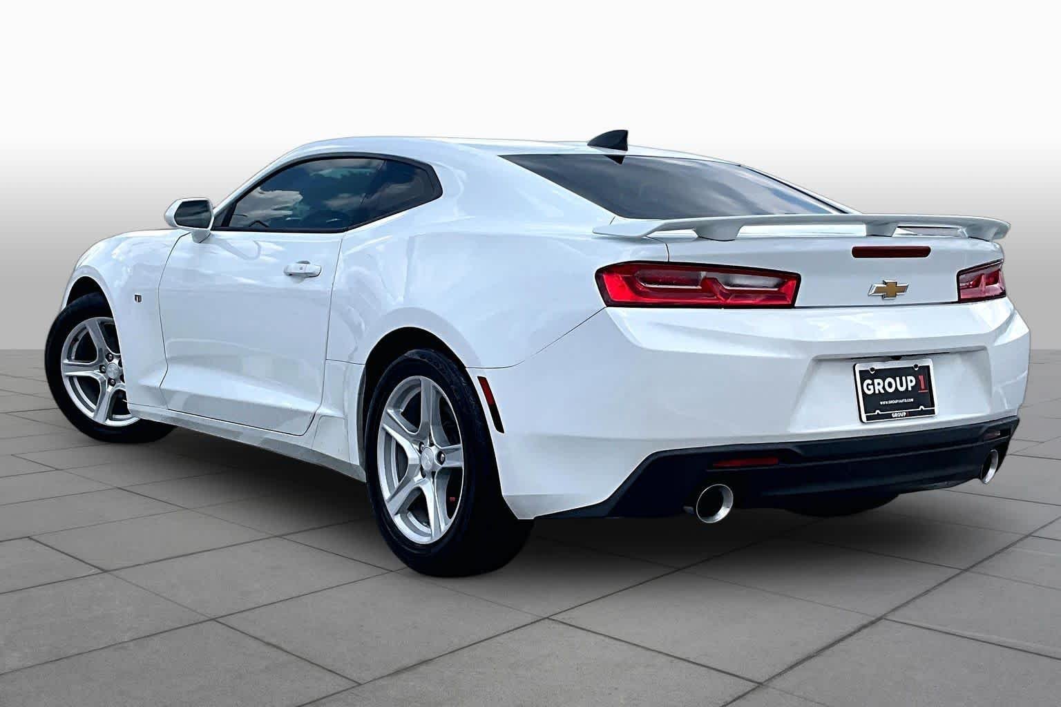 Used 2016 Summit White Chevrolet 1LT image 12