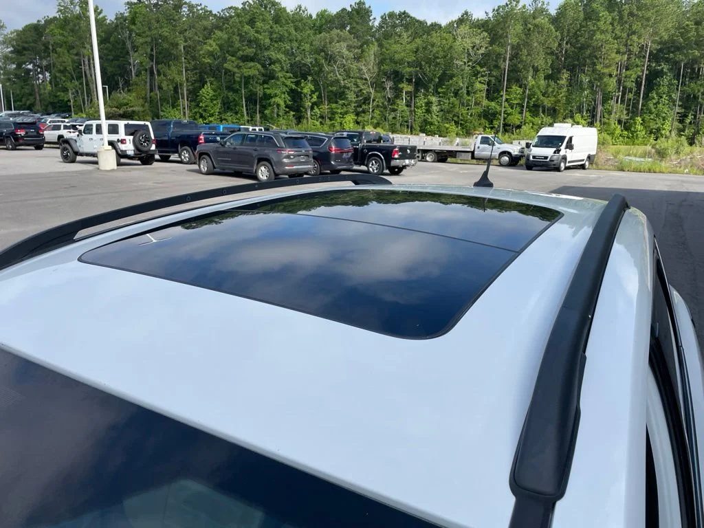 Used 2019 White Ford SEL image 12