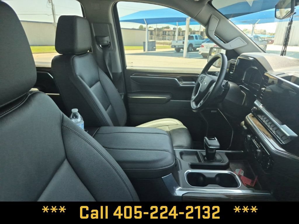 Used 2024 Summit White Chevrolet RST image 22
