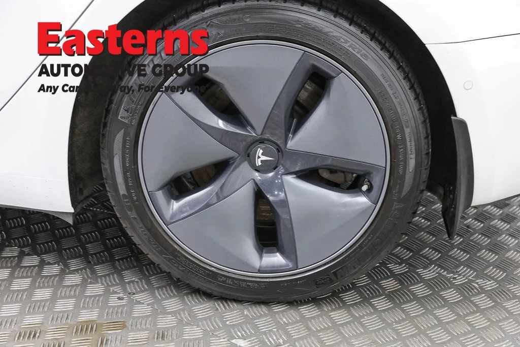 Used 2020 White Tesla Long Range image 26