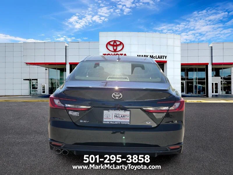 Used 2025 Midnight Black Metallic TOYOTA SE image 4