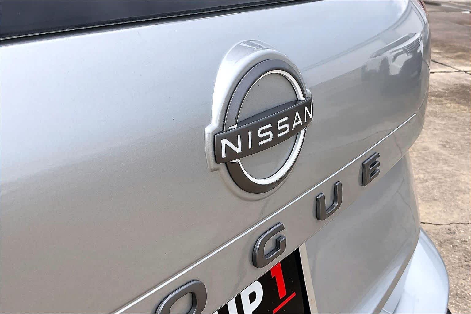 Used 2024 Brilliant Silver Metallic Nissan S image 25