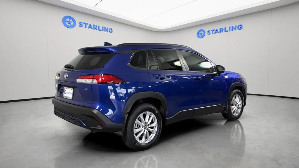 2023 Toyota Corolla Cross LE - Photo 10