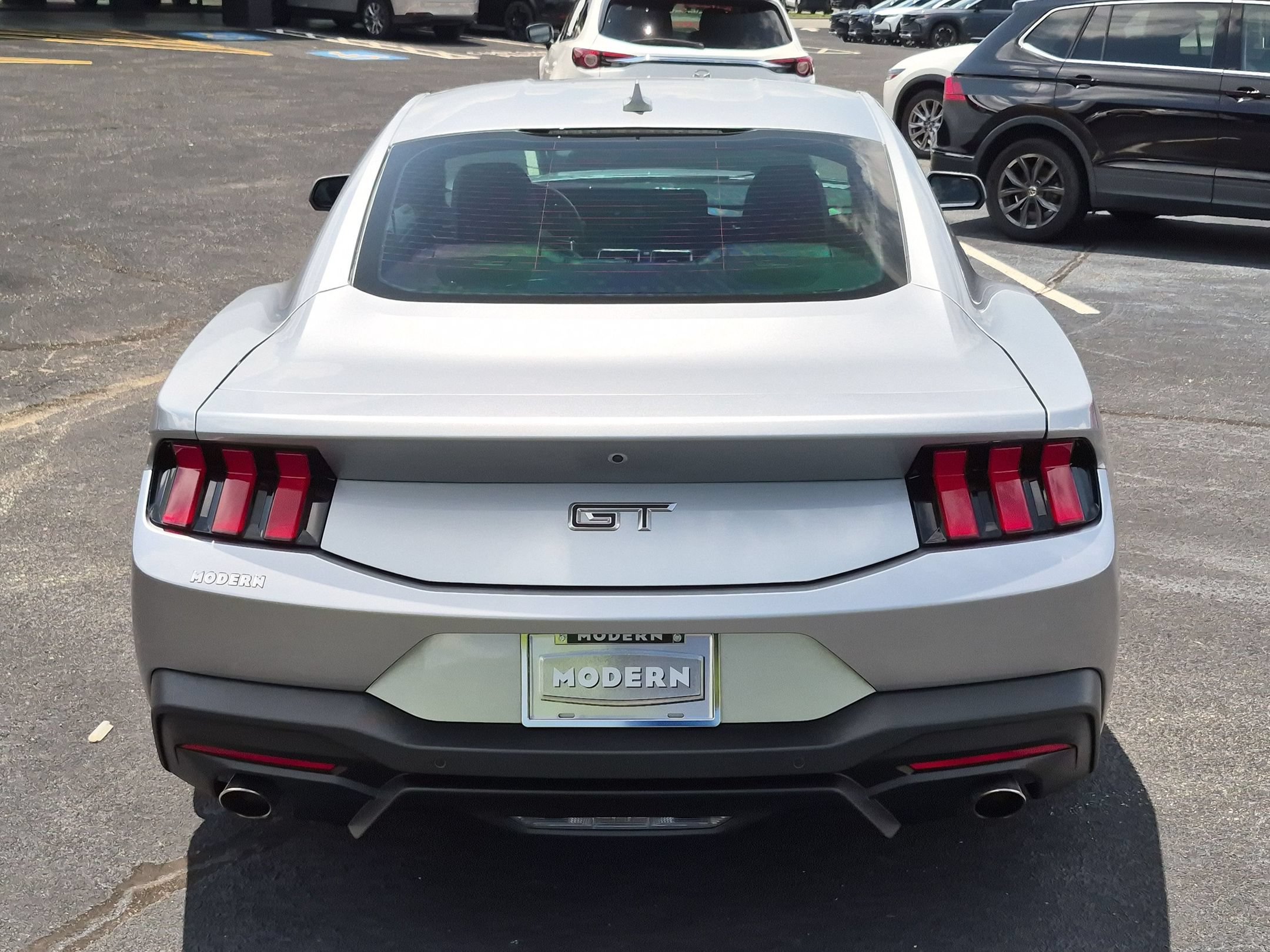 Used 2024 Silver Metallic Ford GT Premium image 4