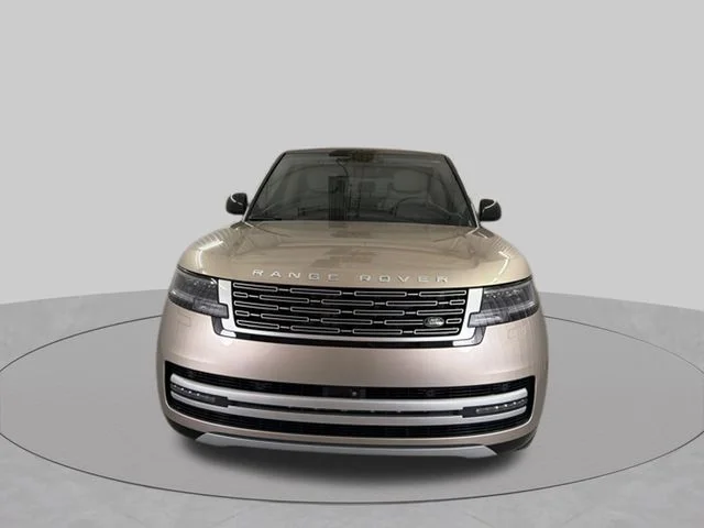 Used 2024 Batumi Gold Premium Metallic Land Rover Autobiography image 2