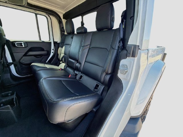 Used 2025 Bright White Clearcoat Jeep High Tide image 19