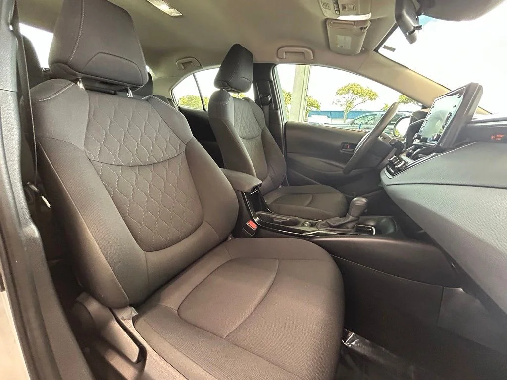 Certified Used 2022 White Toyota LE image 25