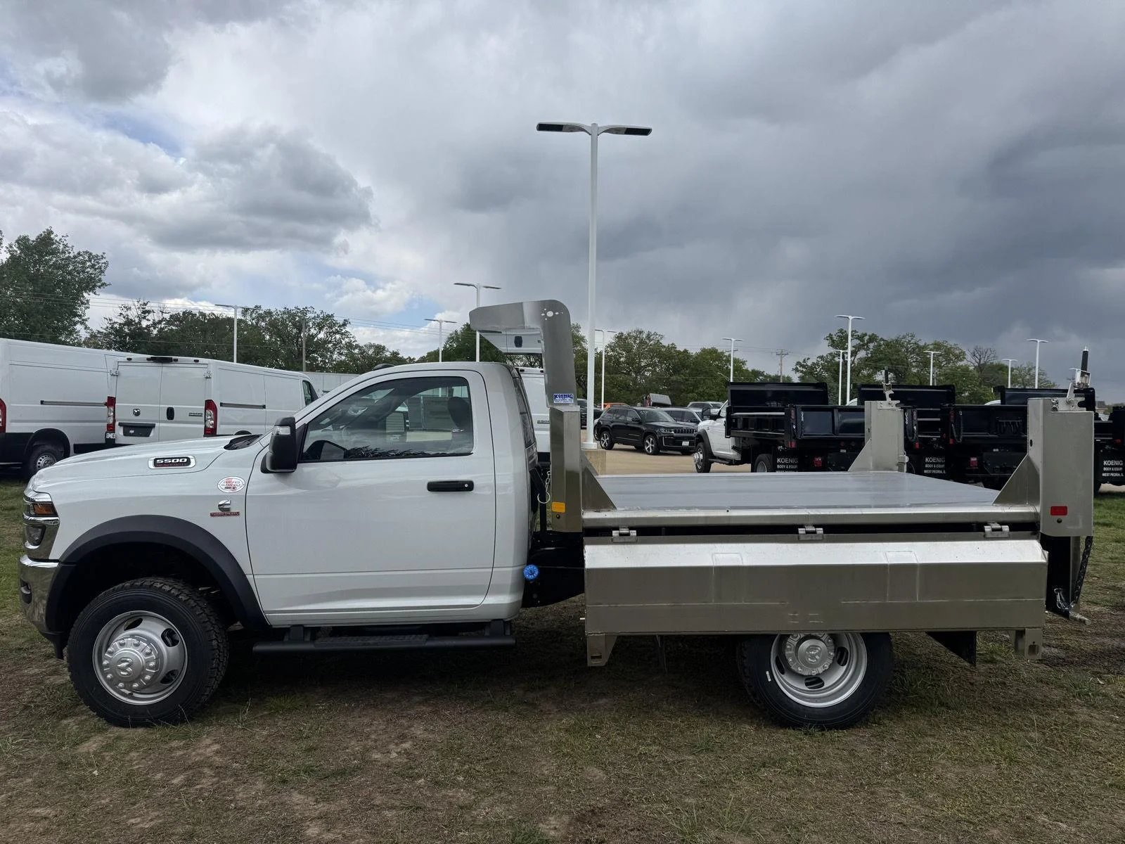 New 2026 Bright White Clearcoat Ram Tradesman image 4