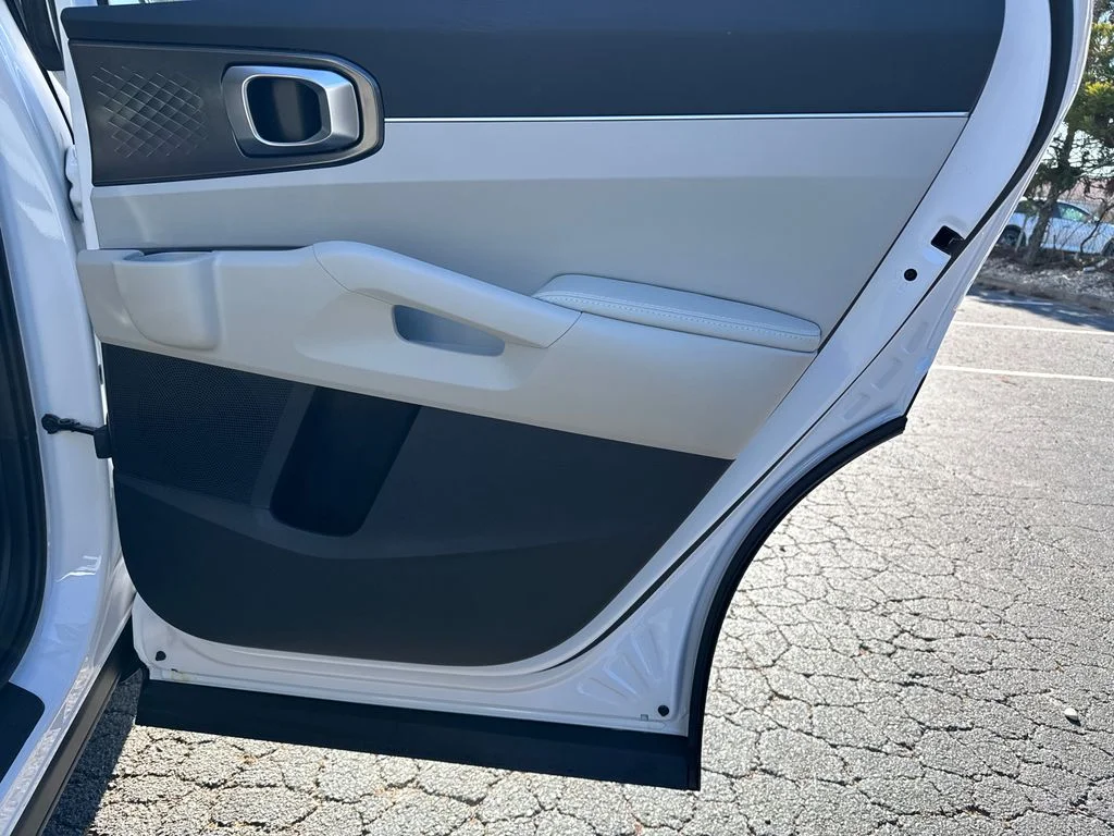 New 2026 White Kia S image 16