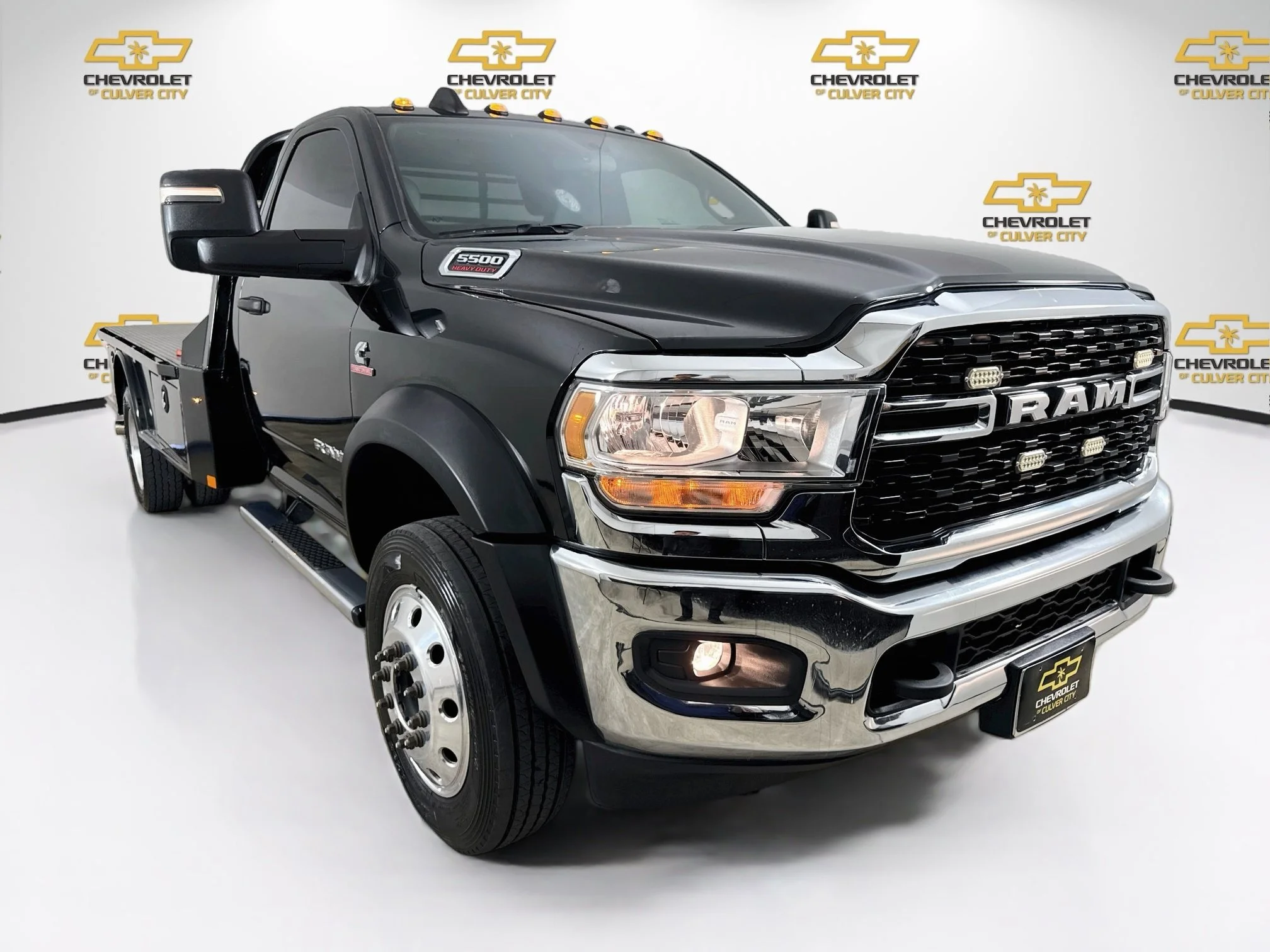 Used 2024  Ram SLT image 1