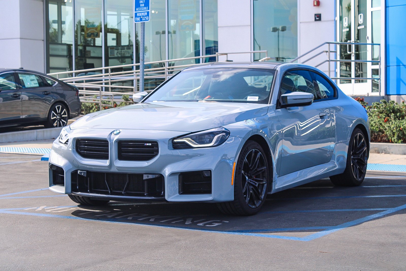 Used 2024 Brooklyn Gray Metallic BMW Base image 3