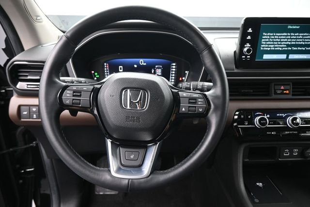 Used 2025 Black Honda Elite image 6