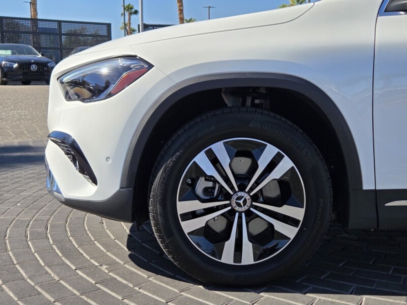Certified Used 2026 Polar White Mercedes-Benz GLA 250 image 12