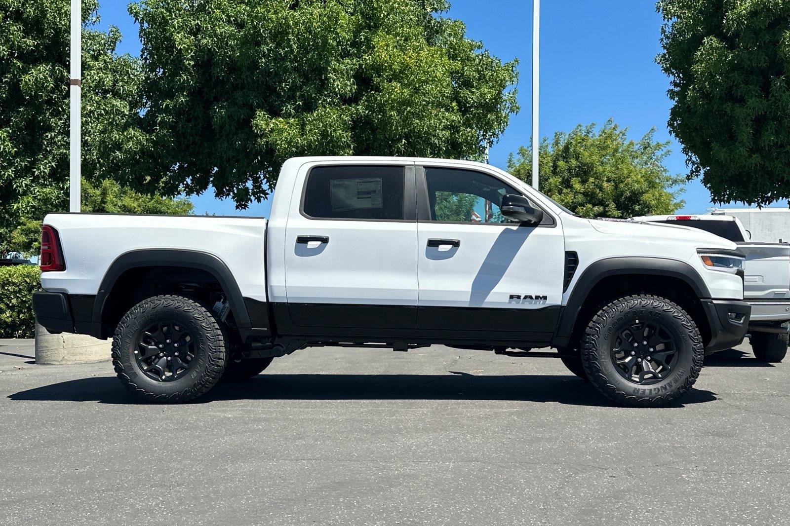 New 2026 Bright White Clearcoat Ram RHO image 3