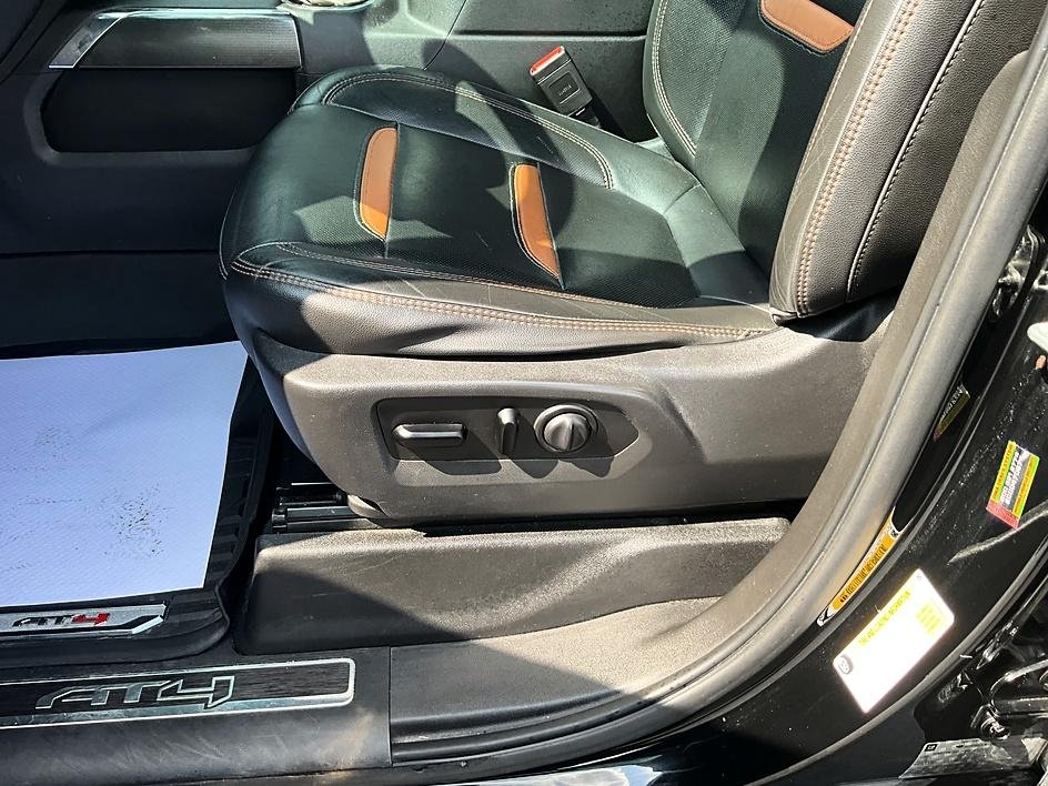Used 2020 Black GMC AT4 image 18