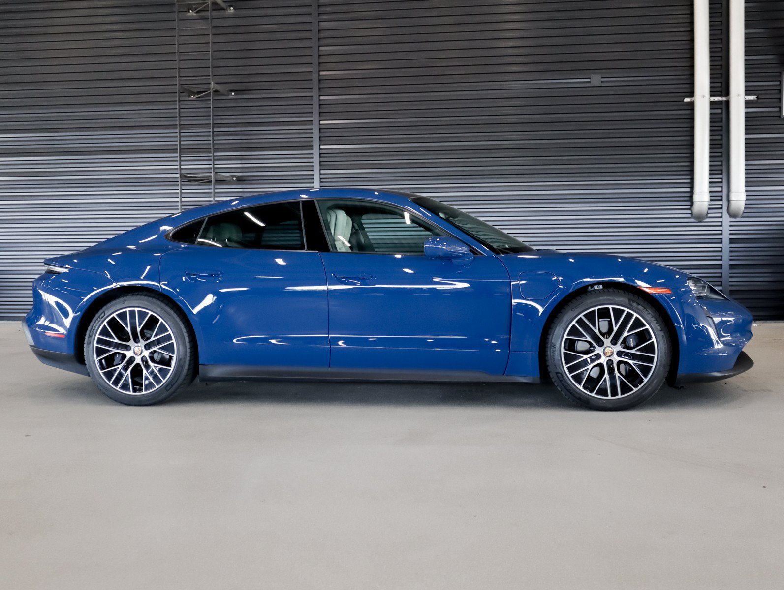 Certified Used 2023 Neptune Blue Porsche  image 11