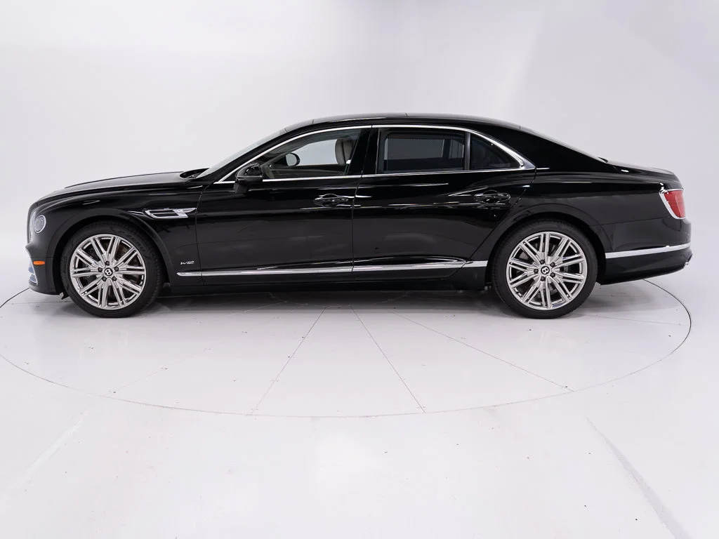 Certified Used 2021 Beluga Bentley W12 image 2