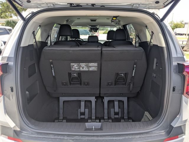 New 2026 Ceramic Silver Kia EX image 14