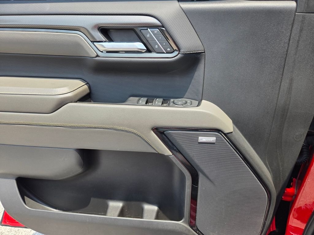 Used 2022 Red Chevrolet ZR2 image 21