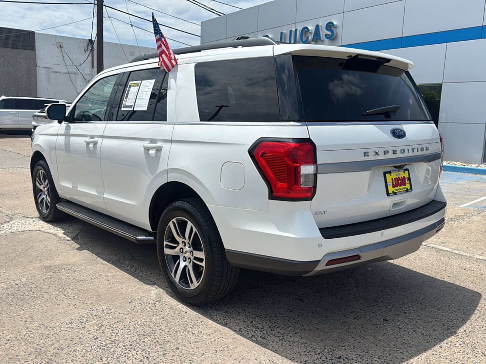 Used 2022 Star White Metallic Tri Coat Ford XLT image 7