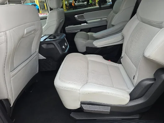 Used 2025 Black Ford Platinum image 3