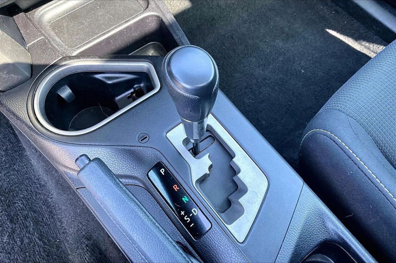 Used 2018 Gray Toyota XLE image 30