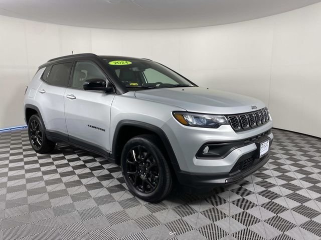 2024 Jeep Compass Latitude 4X4's photo