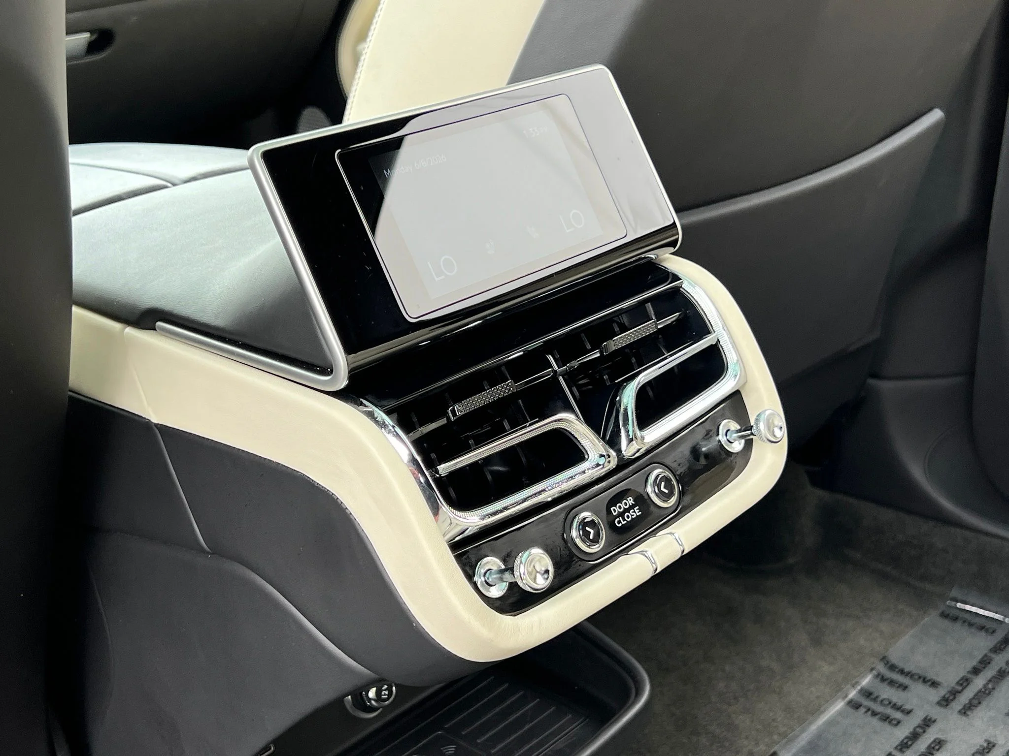 Used 2023 Blue Bentley  image 37