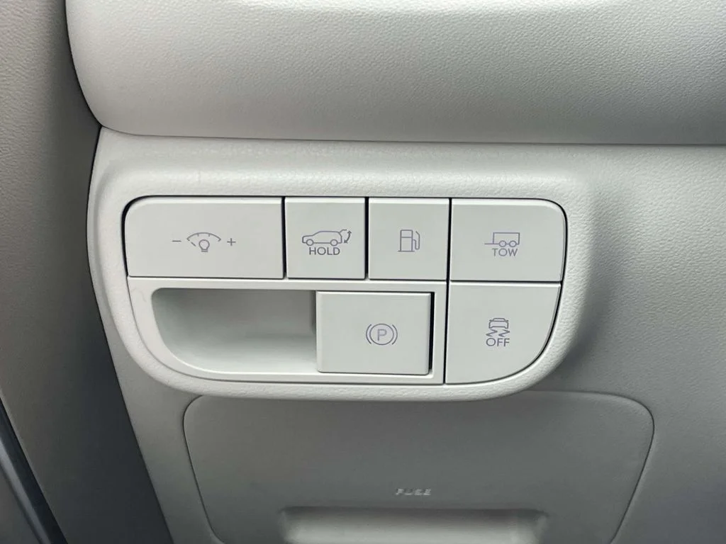 New 2026 Red Hyundai SEL Premium image 18