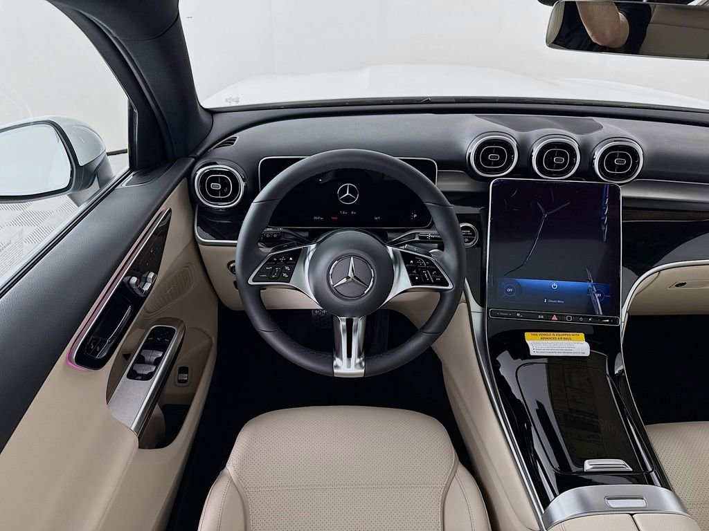 New 2026 Polar White Mercedes-Benz GLC 300 image 53