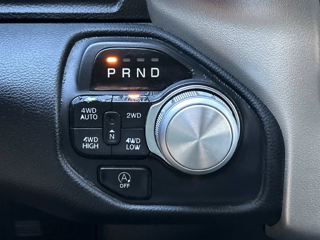 Used 2019 Black Ram Laramie image 31