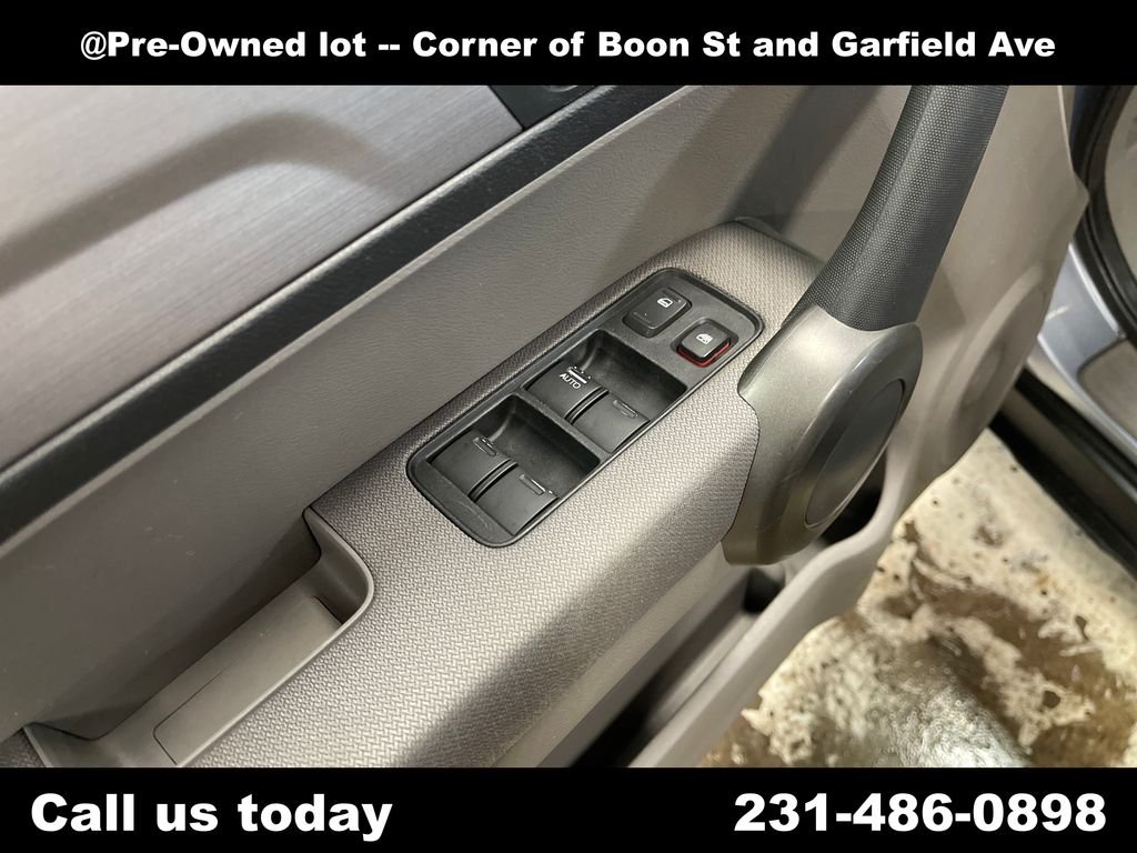 Used 2011  Honda EX image 15